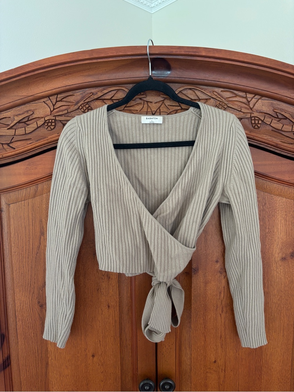 Cropped sweater